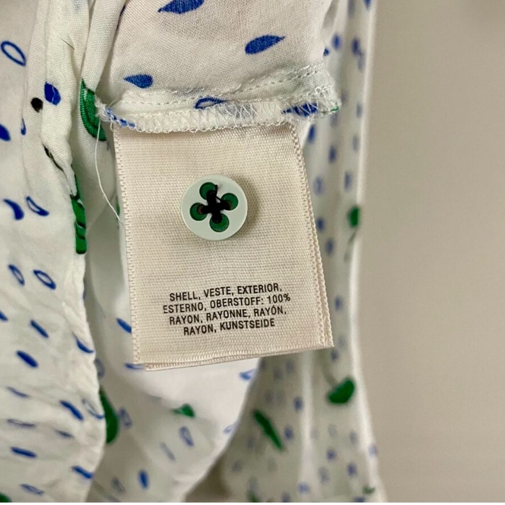 Anthropologie Maeve Wynwood Umbrella Novelty Button Down Top Size 10